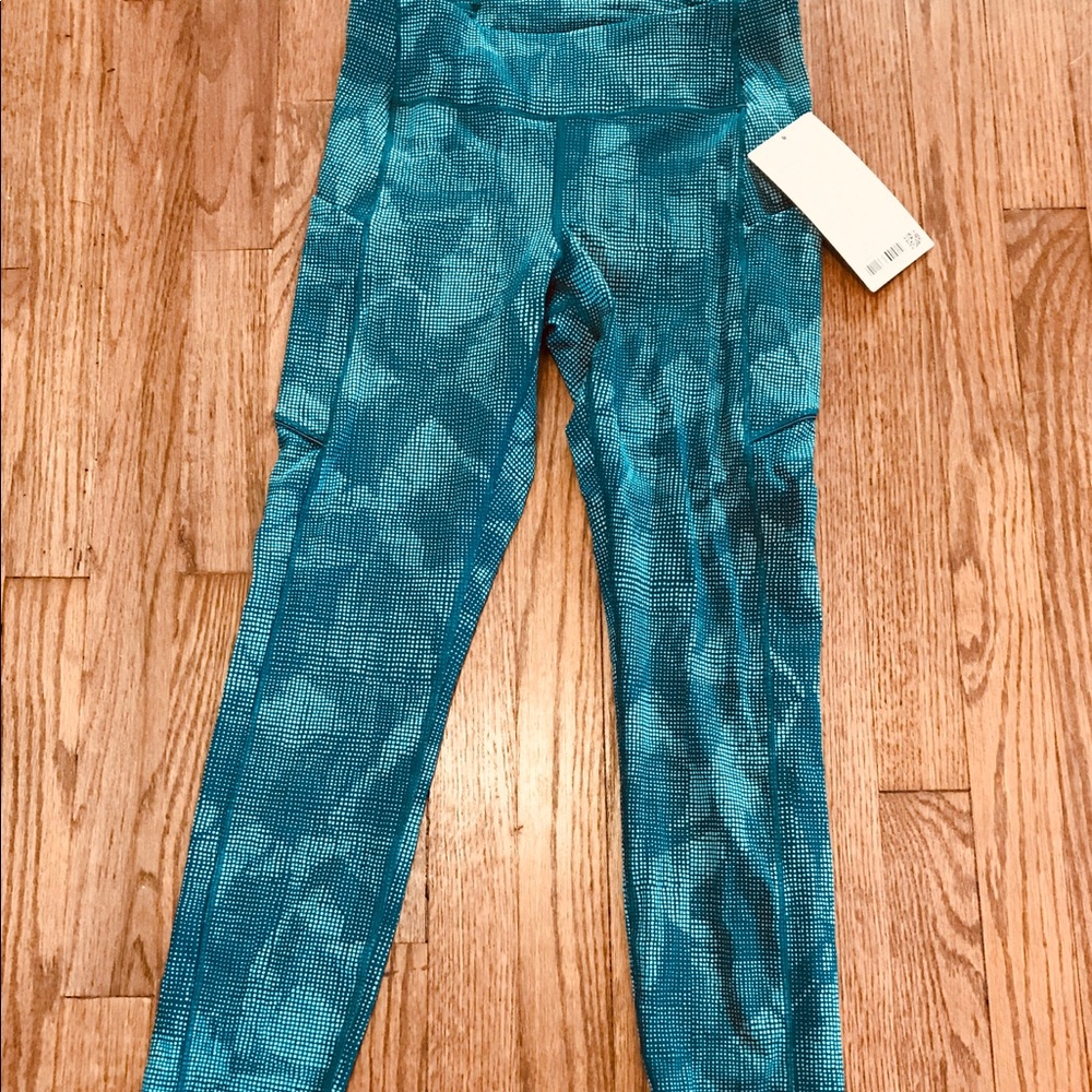 NWOT lululemon “Speed Up” tights